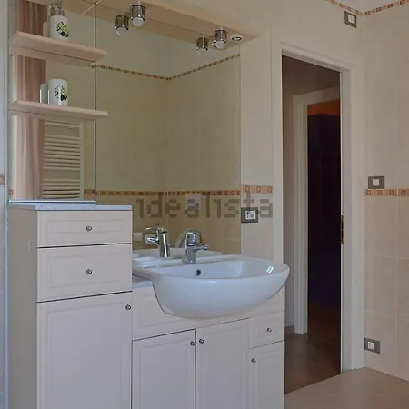 Apartment Casa Di Bianca Imperia
